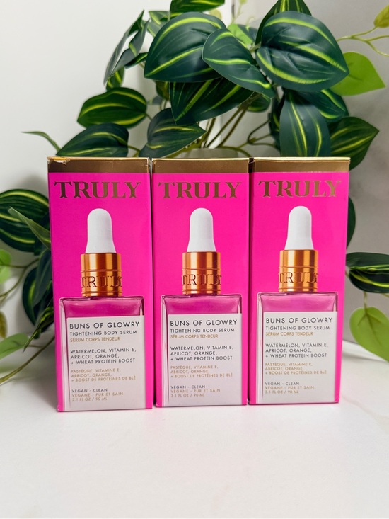 TRULY Other - TRULY Buns of Glowry Tightening Body Serum (x3)